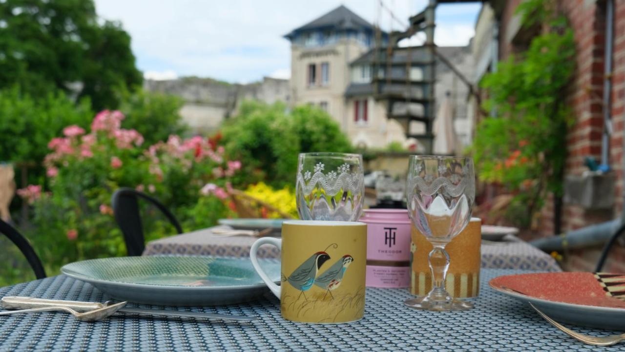 Bed and Breakfast Chez Ric et Fer Coucy-le-Château-Auffrique Exterior foto