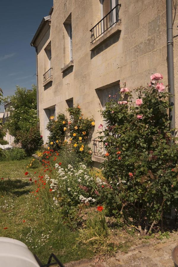 Bed and Breakfast Chez Ric et Fer Coucy-le-Château-Auffrique Exterior foto